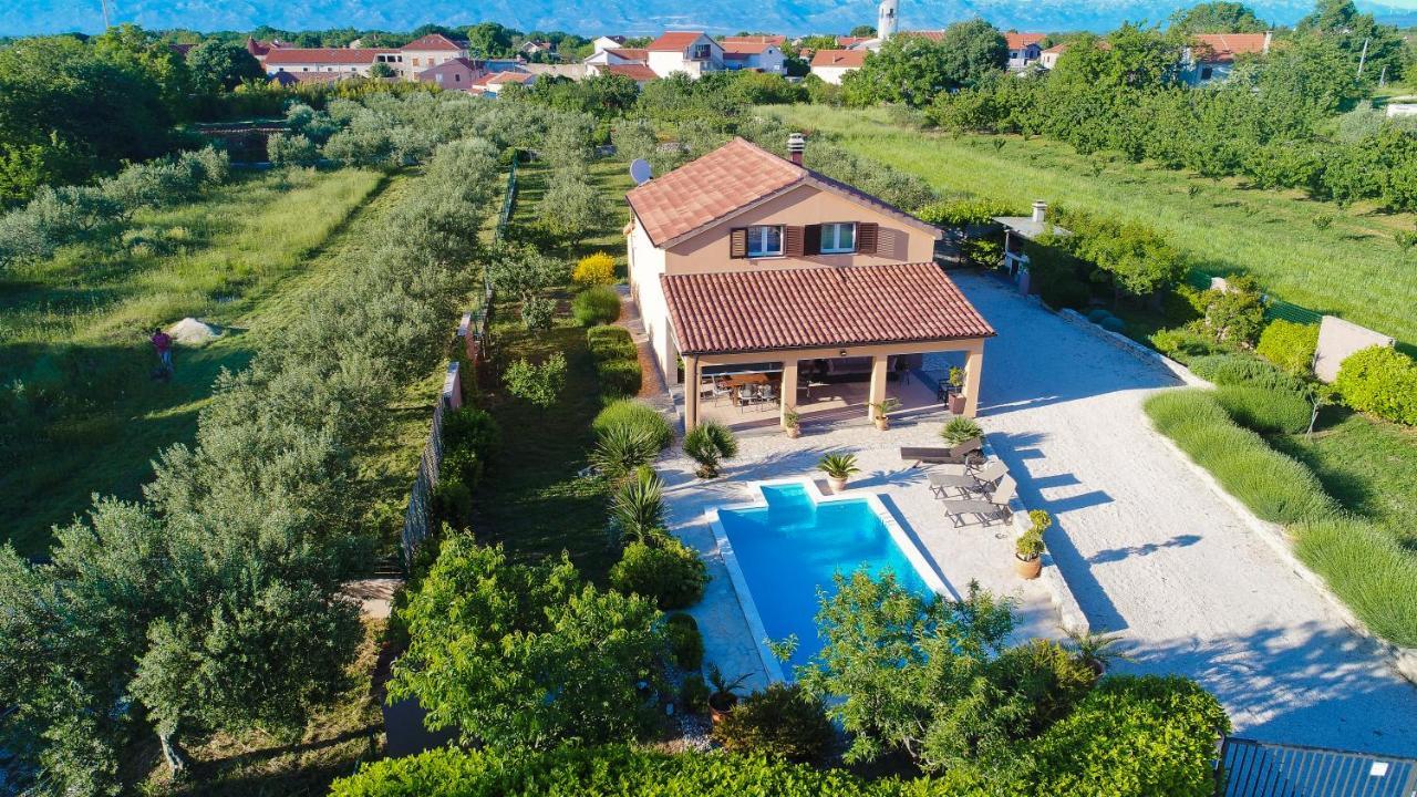 Holiday Home Taras Smilcic Екстер'єр фото