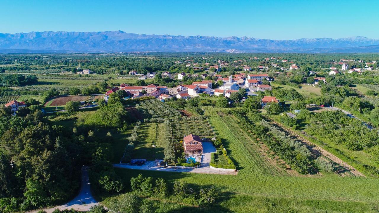 Holiday Home Taras Smilcic Екстер'єр фото